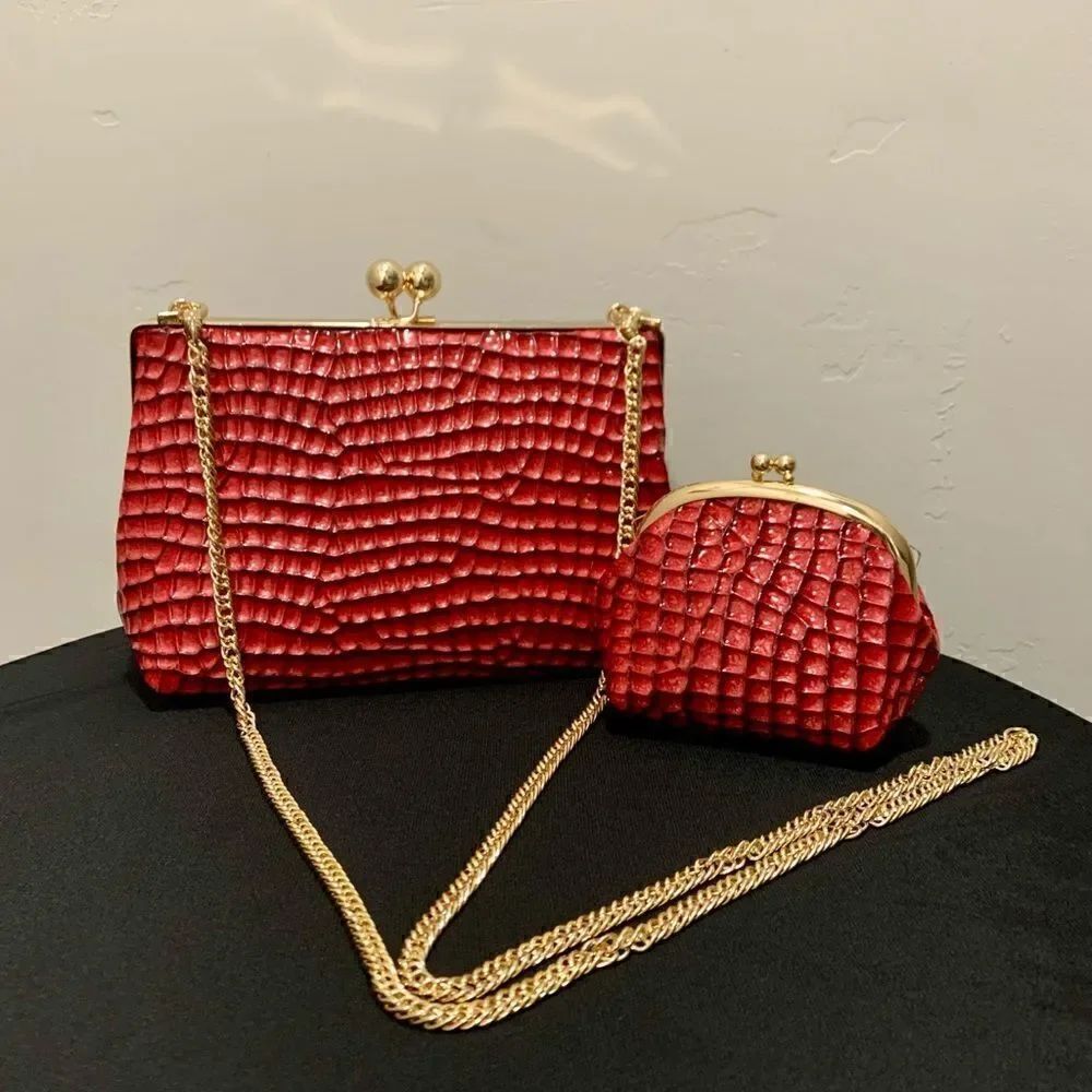 Handmade Genuine Embossed Leather Kisslock Wristlet/Crossbody & Coin Purse
